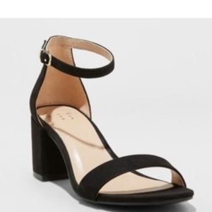 Women's Michaela Pumps